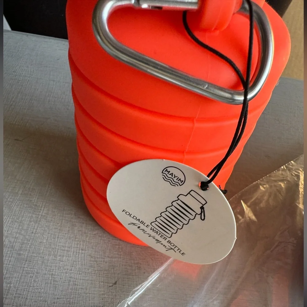 NEW FP Movement Exclusive 24oz Collapsible Carabiner Bottle